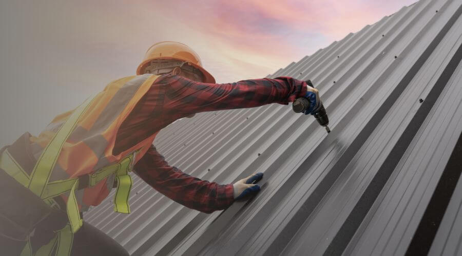 Professional New roof installation in Venice, IL